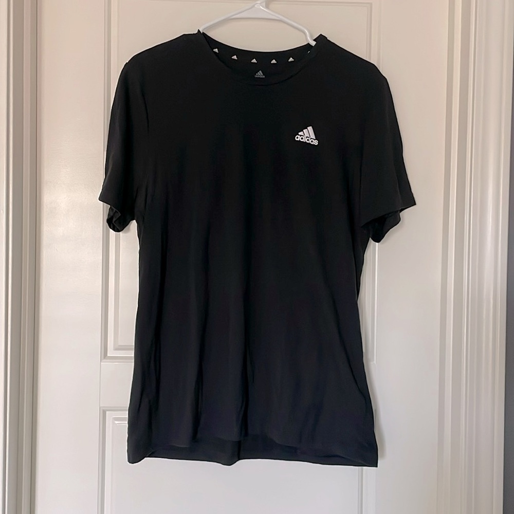 EUC Adidas workout shirt
